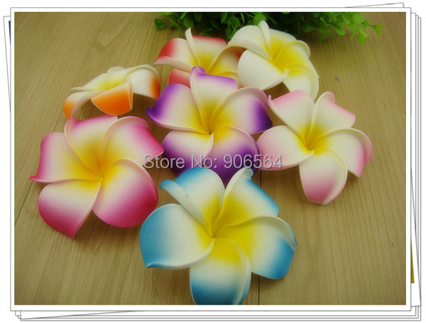 Повеќе боја пена Хавајски Plumeria цвет Frangipani Цвет булчински hairclips Симпатична шноли мода headwear 100pcs/многу