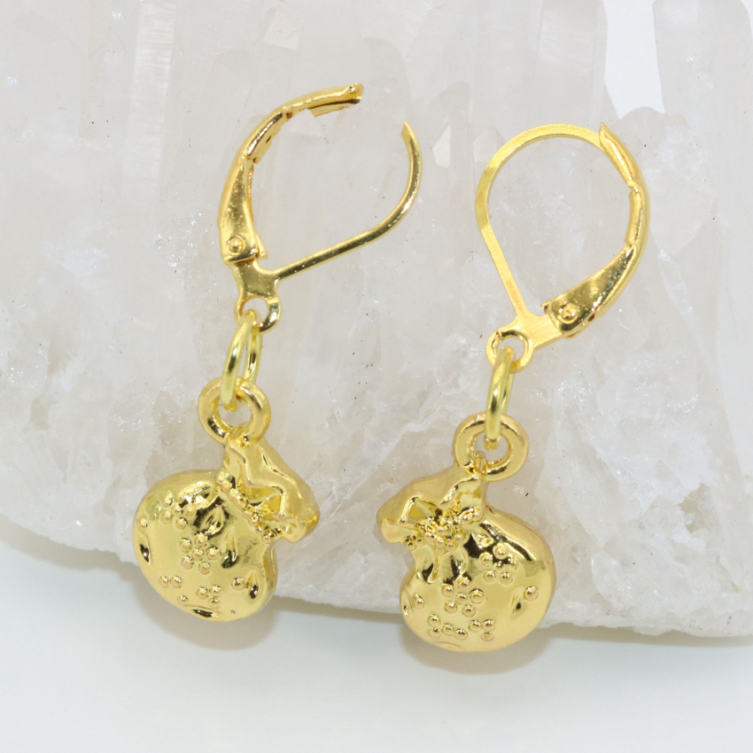 Класичниот дизајн нова среќа благослов торба 10*13mm злато-боја капка dangle обетки за жените свадби подароци елегантен накит B2656