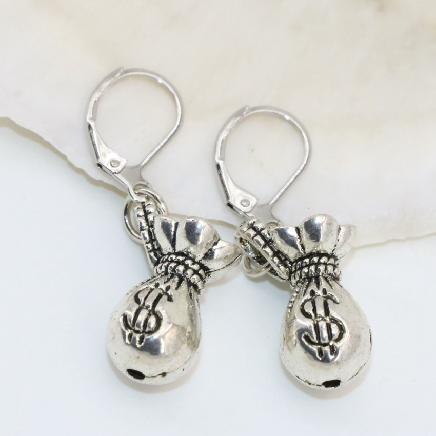 Класичниот дизајн на висок степен на топла продажба 15*17mm Тибет сребро-обложено пари торба форма dangle earringsfashion